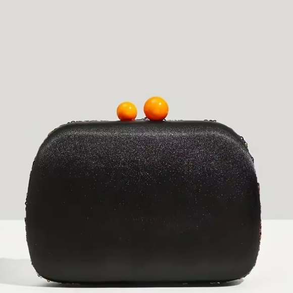 Nwt sequin floral clutch Beaded - Picture 4 of 7